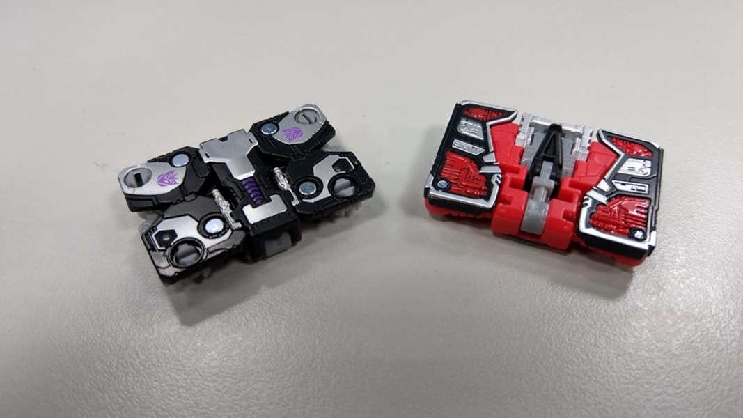 Siege Wave 2 Micromasters 2 Pack Images Red Heat Stakeout Ravage Laserbeak  (10 of 19)